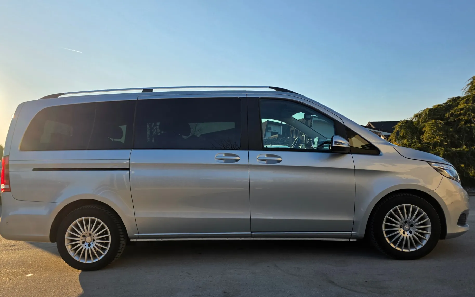 Zunanja slika - Mercedes-Benz V-Razred - Vito V 220 d 4MATIC dolgi Avt. - 5