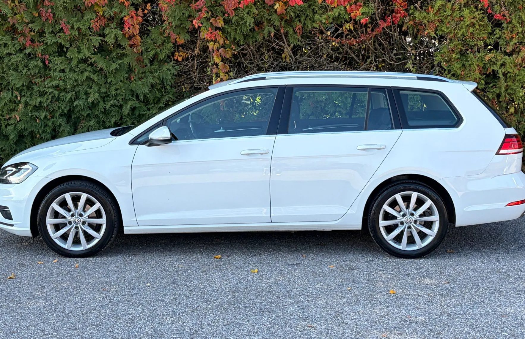 Zunanja slika - Volkswagen Golf - Variant 2.0 TDI BMT Highline DSG. 1.Lastnik. Servis.knjiga - 5