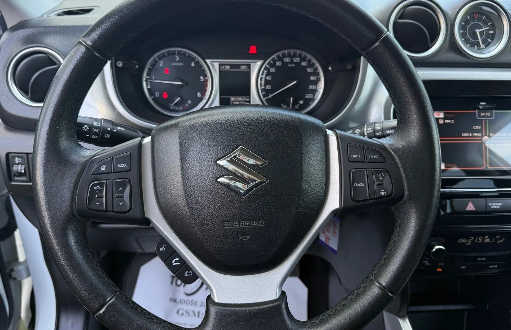 Zunanja slika - Suzuki Vitara - 1.6 TD NAVI PDC TEMPOMAT KAMERA BREZ POLOGA TOP - 15