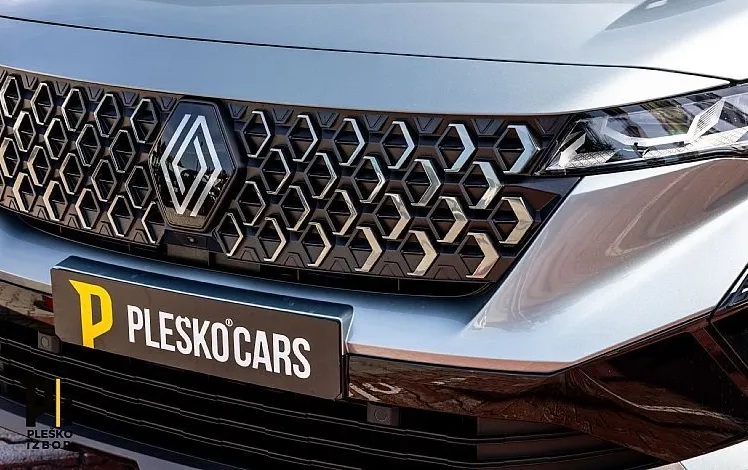 Zunanja slika - Renault Espace - iconic E-Tech hybrid 200 + ZIMSKE GUME + VINJETA - 2