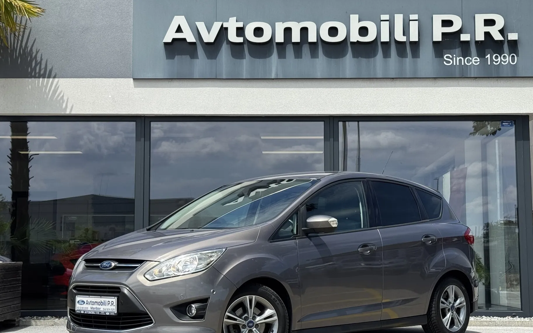 Zunanja slika - Ford C-MAX - 1.0 EcoBoost Trend Edition 88.948km OPR.VELIKI SER - 1