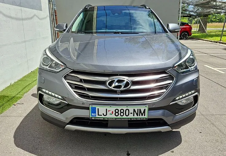 Zunanja slika - Hyundai Santa Fe - 4WD 2.2 CRDi Limited Avt. - 2