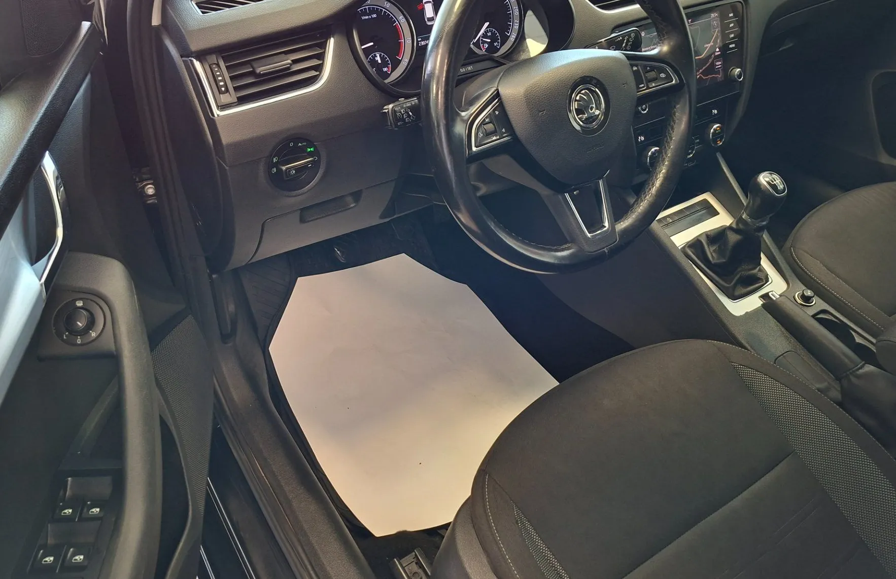 Zunanja slika - Škoda Octavia - Combi 1.0 TSI Family-LED-NAVI-PDC-ODLIČEN- - 7