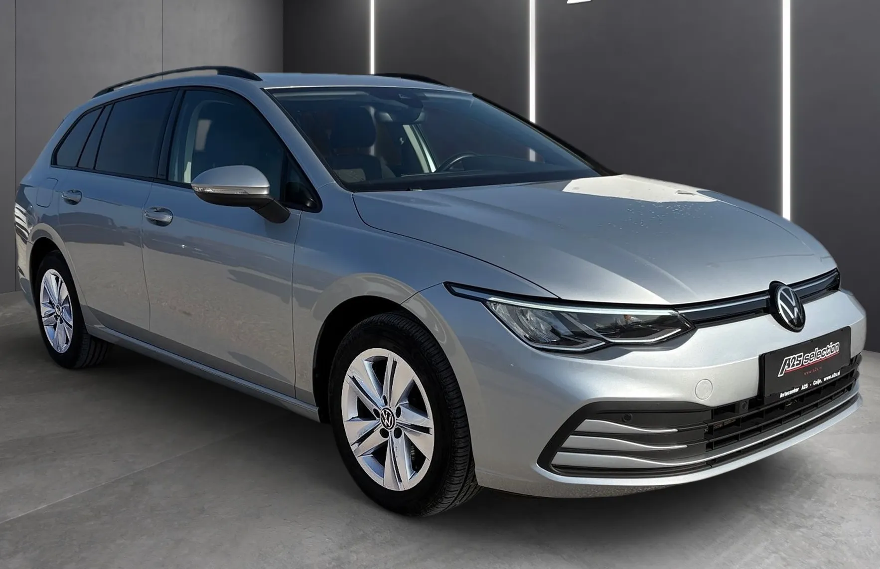Zunanja slika - VW Golf - Variant 2.0 TDI DSG Life - 2