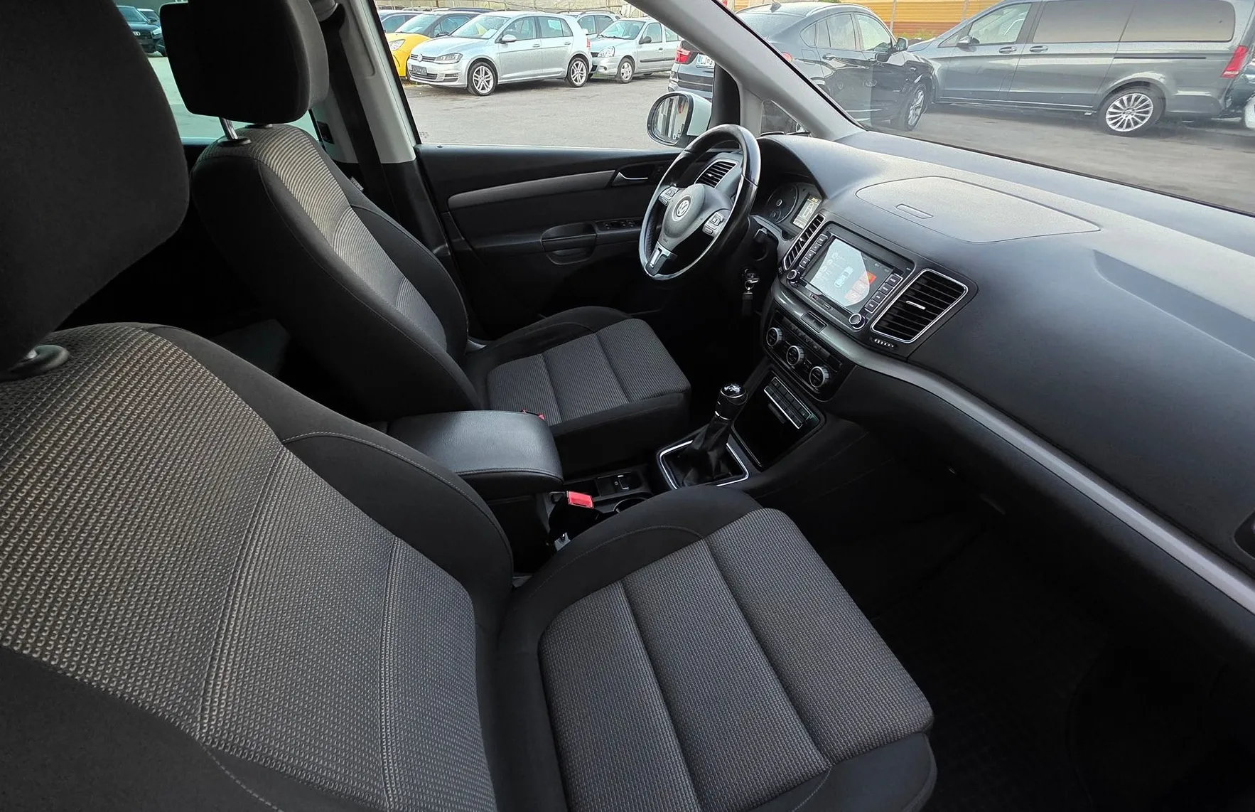 Zunanja slika - Volkswagen Sharan - 2.0 TDI BLUEMOTION XENON-7SEDEŽEV-SLOVENSKI - 11