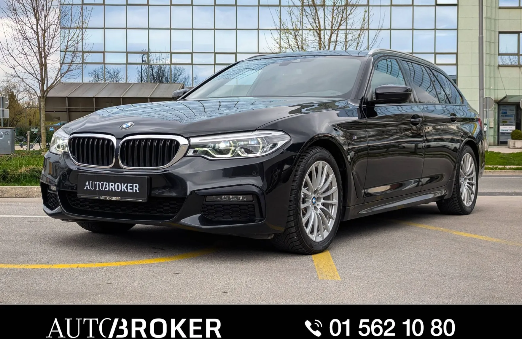 Zunanja slika - BMW Serija 5 - Touring: 520d AUT. M Sport Adapt. LED ambi. osvet. kljuk - 1