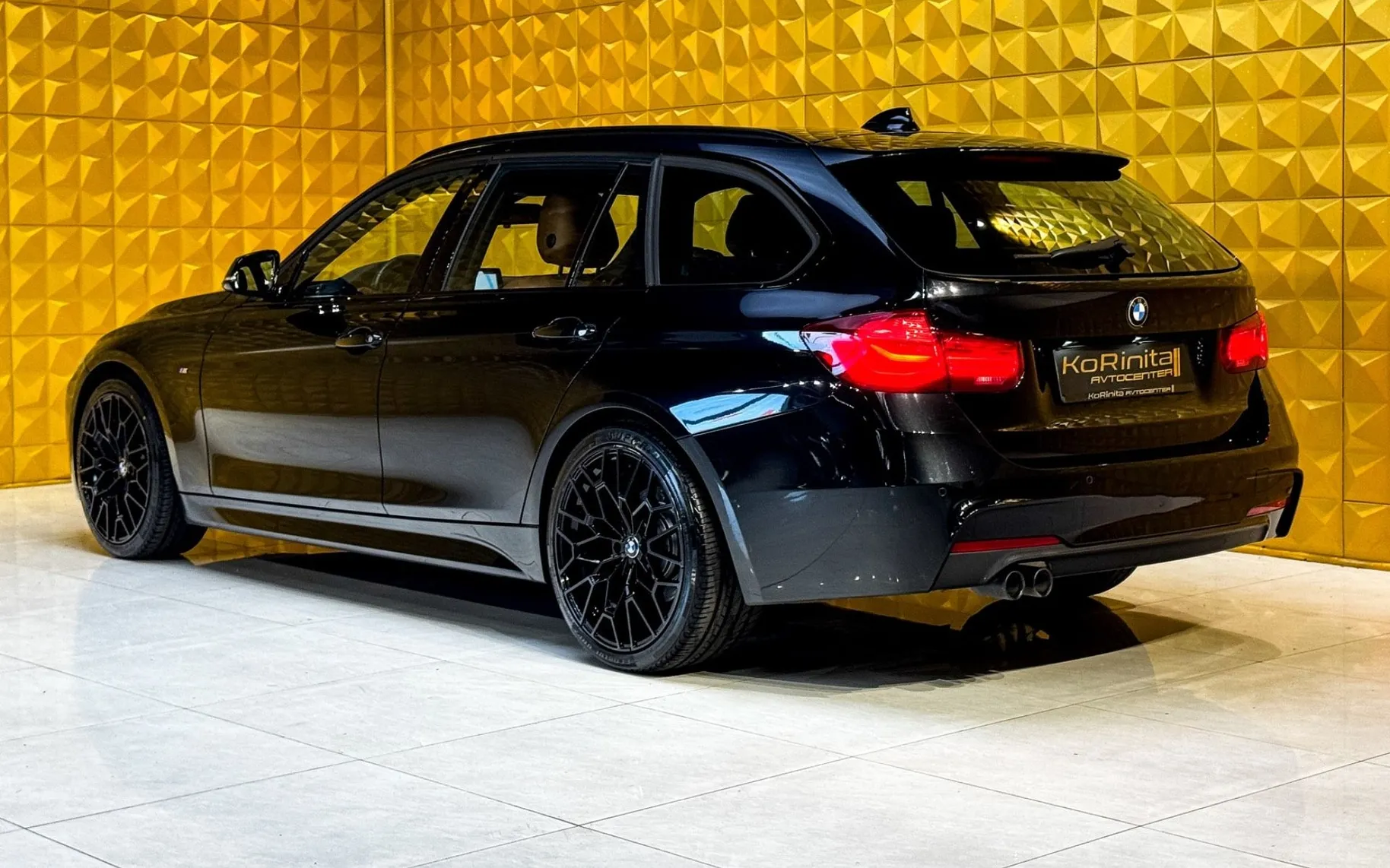 Notranja slika - BMW serija 3 Touring: - 320d AUT. M Sport-LED-GRETJE-NAVI-TEMP... - 7
