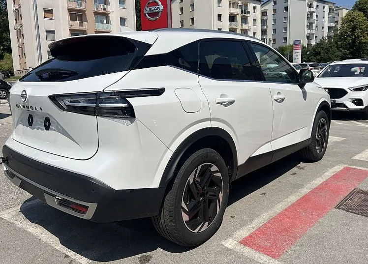 Zunanja slika - Nissan Qashqai - 1.3 CVT158 MHEV N-CONNECTA 8 let jamstva - 4