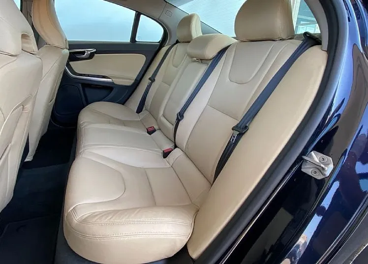 Zunanja slika - Volvo S60 - D2 Summum + WiFi + Navi  + Xenon - 15