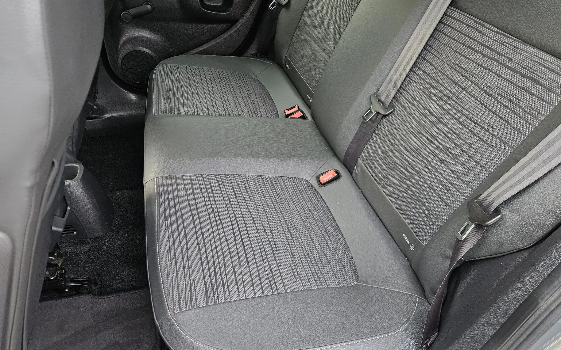Notranja slika - Opel Corsa - Active 1,4 16V - 11