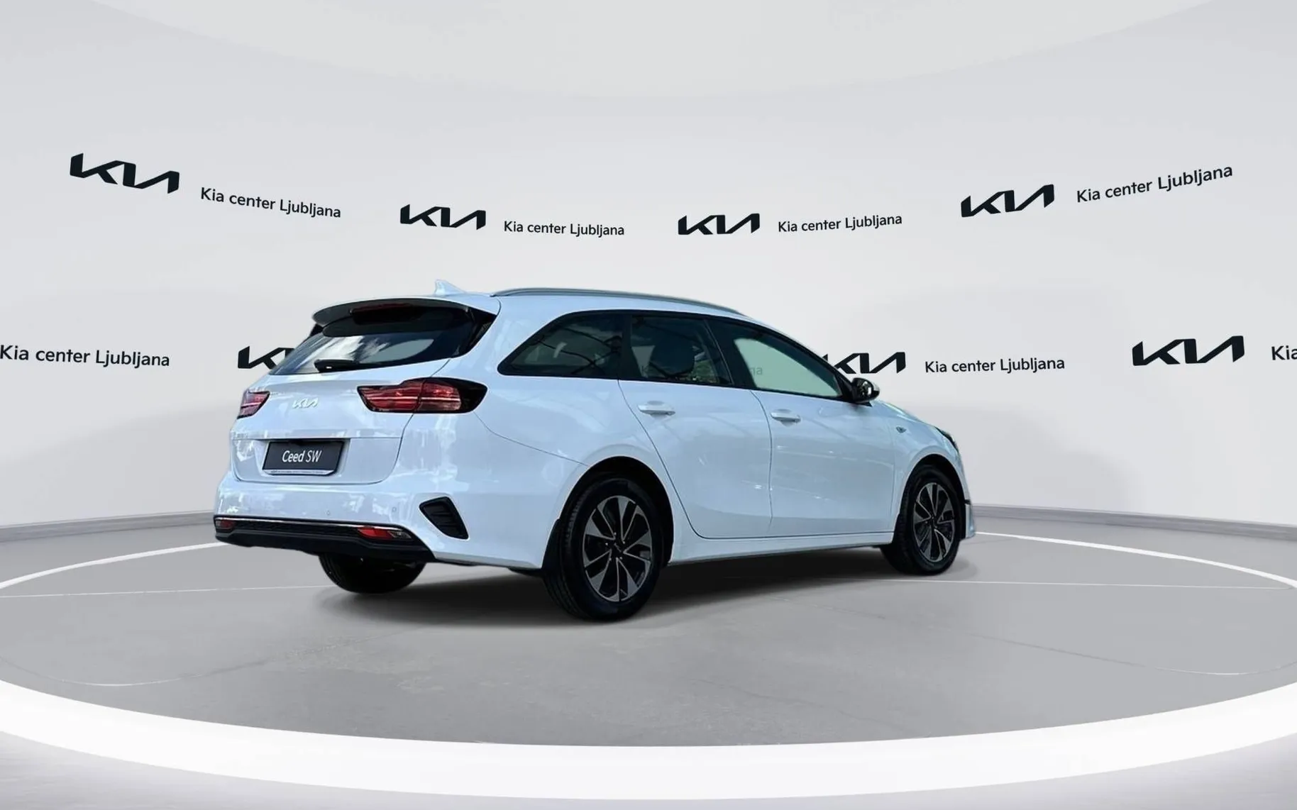 Zunanja slika - KIA Ceed SW - 1.5 T-GDI LX Champion+ ISG DCT - 5
