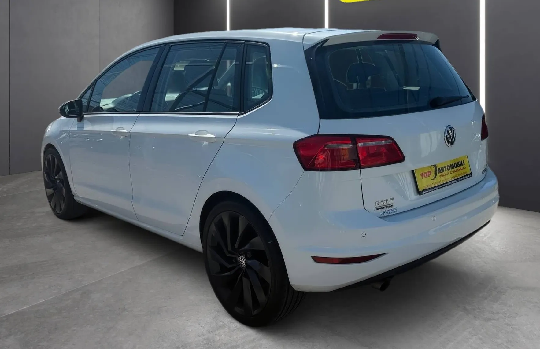 Zunanja slika - VW Golf - Sportsvan 1.6 TDI MOŽNOST FINANCIRANJA BREZ POLOGA - 5