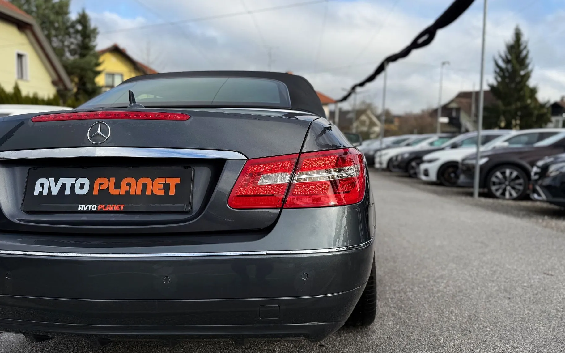 Zunanja slika - Mercedes-Benz E-Razred - E 220 CDI AVANTGARDE AUT. LED XENON NAVI ALU18 - 13
