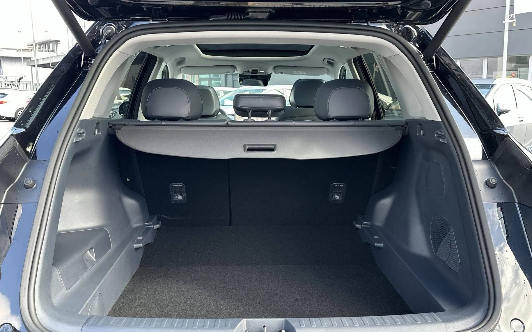 Zunanja slika - Geely StarRay EM-i - Plug-In Hybrid 1.5 Max Avt - 12