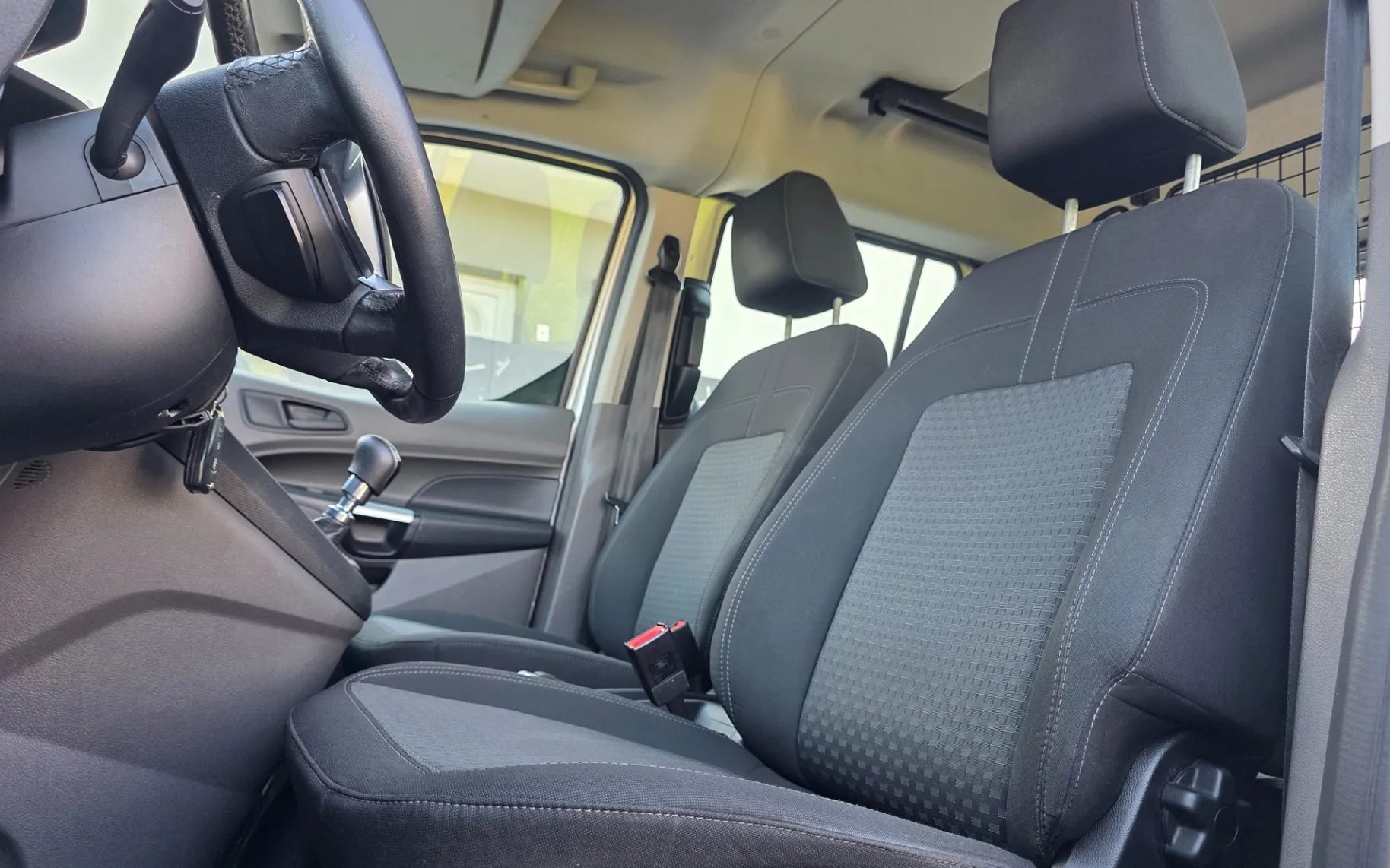 Zunanja slika - Ford Transit Connect - 1.5 tdci - 10