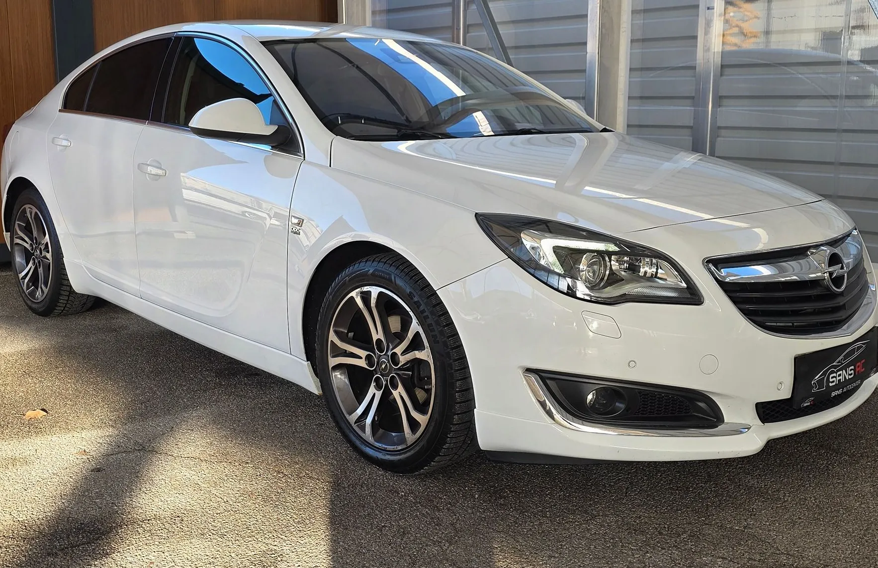 Zunanja slika - Opel Insignia - 2.0 CDTI OPC LINE- SLO-KAM - MRTVI KOT - GL. SERV - 1