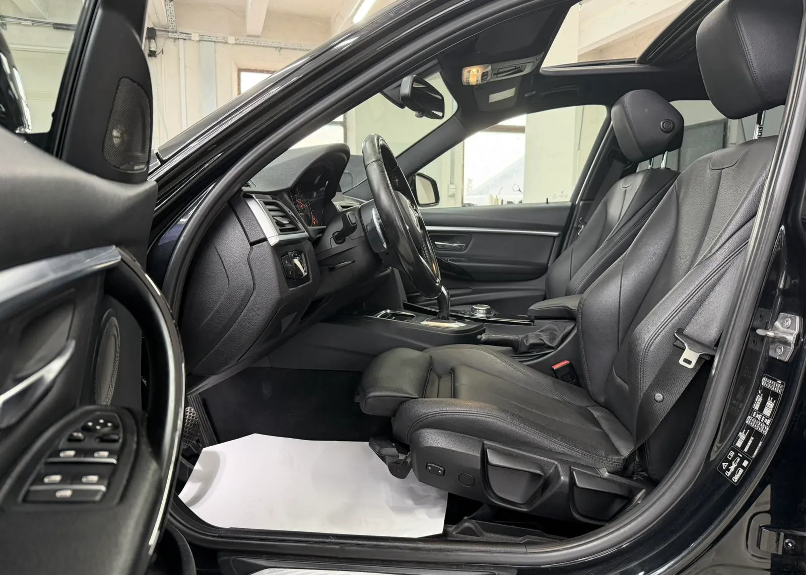 Zunanja slika - BMW Serija 3 - 320D XDRIVE AUT. - 6