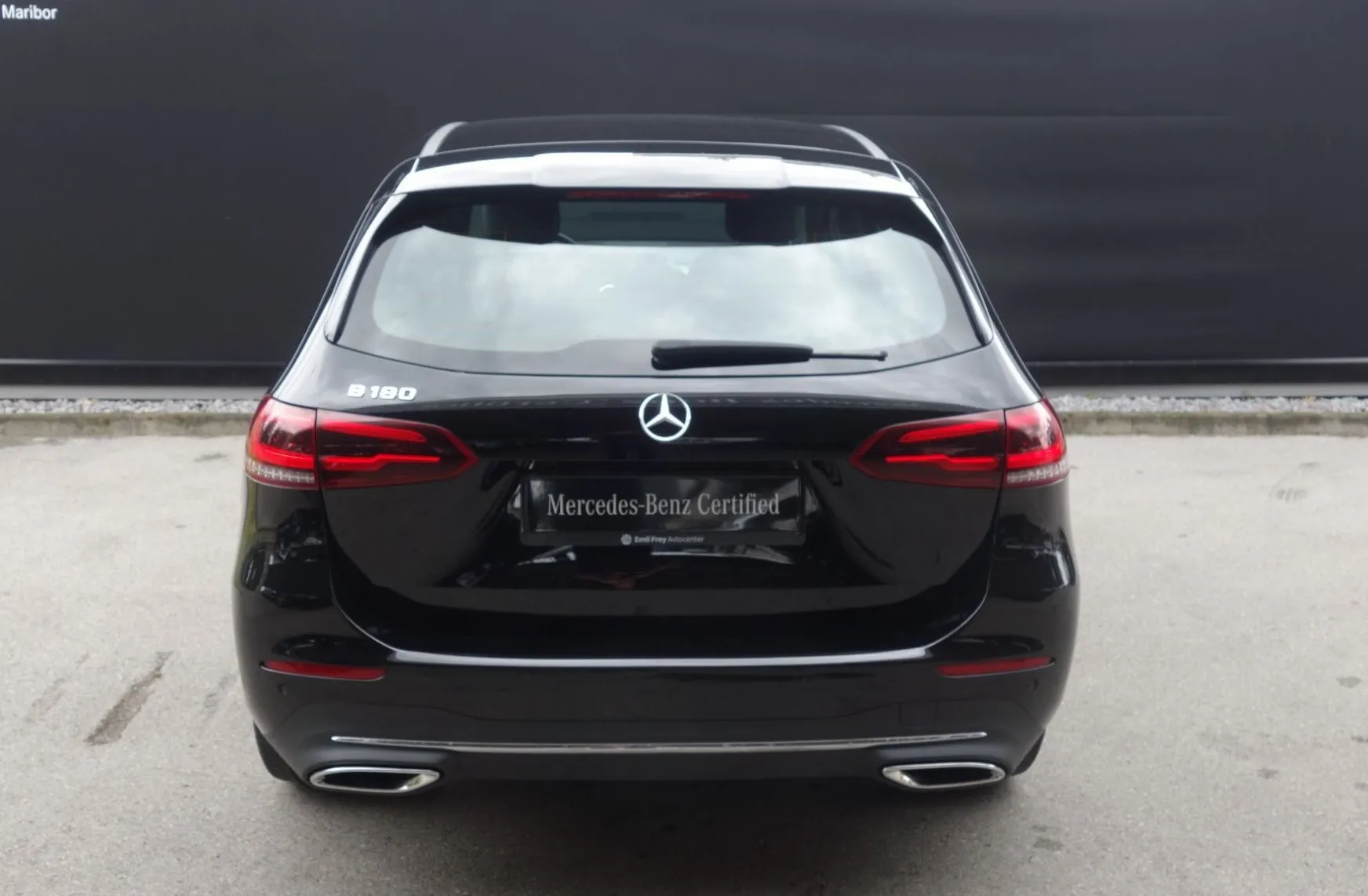 Zunanja slika - Mercedes-Benz B-Razred - 180 AUT. - 4