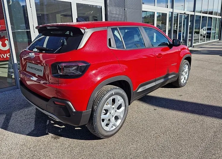 Zunanja slika - Jeep Avenger - 1.2 E-DCT6 MHEV 110 Altitude + ZIMSKI BON - 6