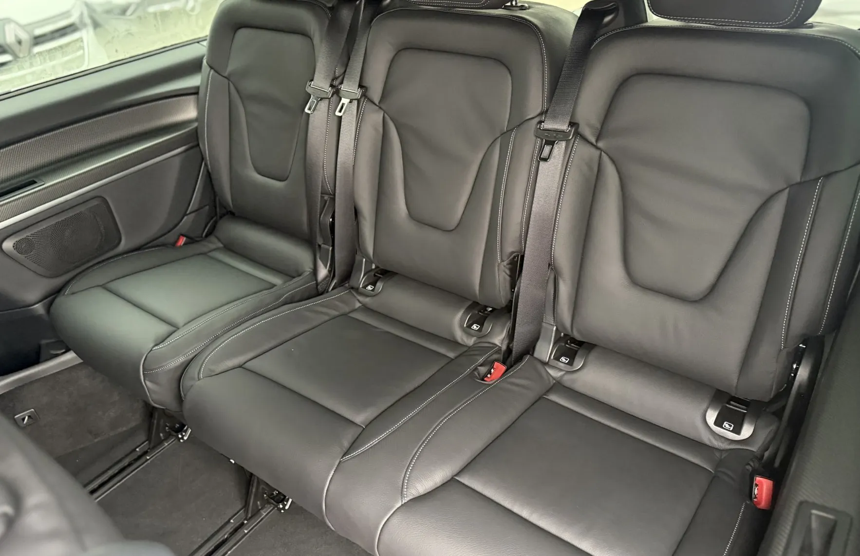 Zunanja slika - Mercedes-Benz V-Razred - V 300 d 4MATIC Avantgarde dolgi - 11