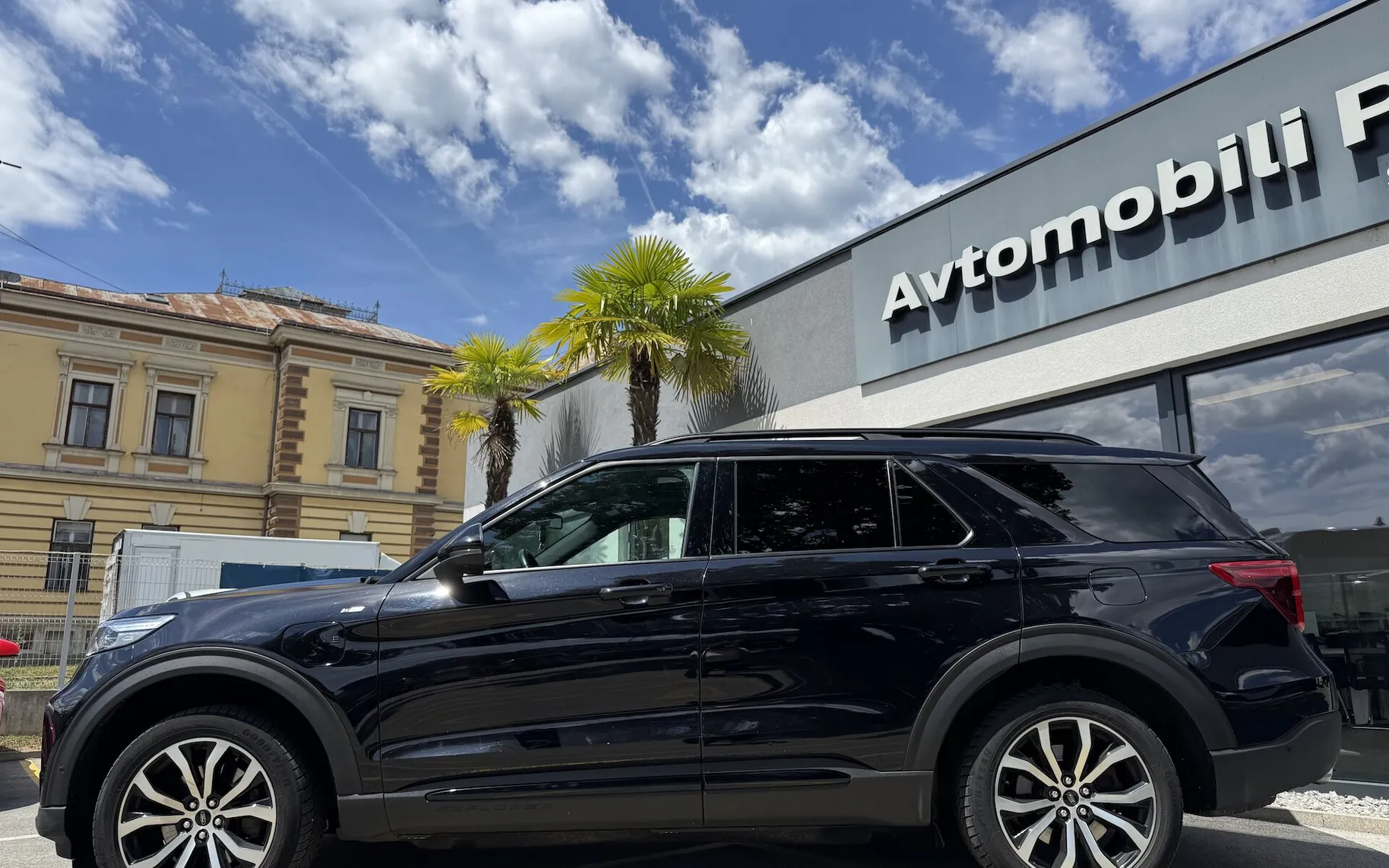 Zunanja slika - Ford Explorer - AWD 3.0 EcoBoost PHEV ST-Line Avt. SLO-HIFI-PANO - 4