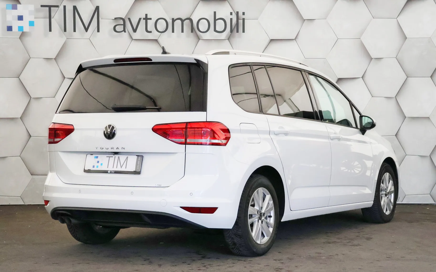 Zunanja slika - VW Touran - 2.0 TDI DSG Family 150KM - 3
