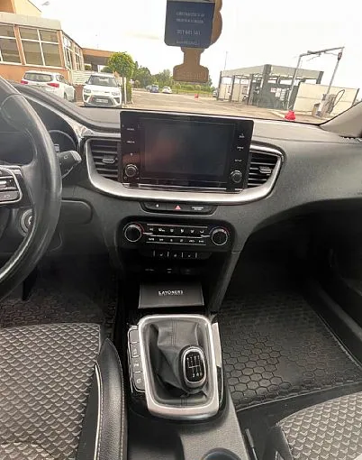 Zunanja slika - KIA XCeed - 1.5 T-GDI WAY - 11