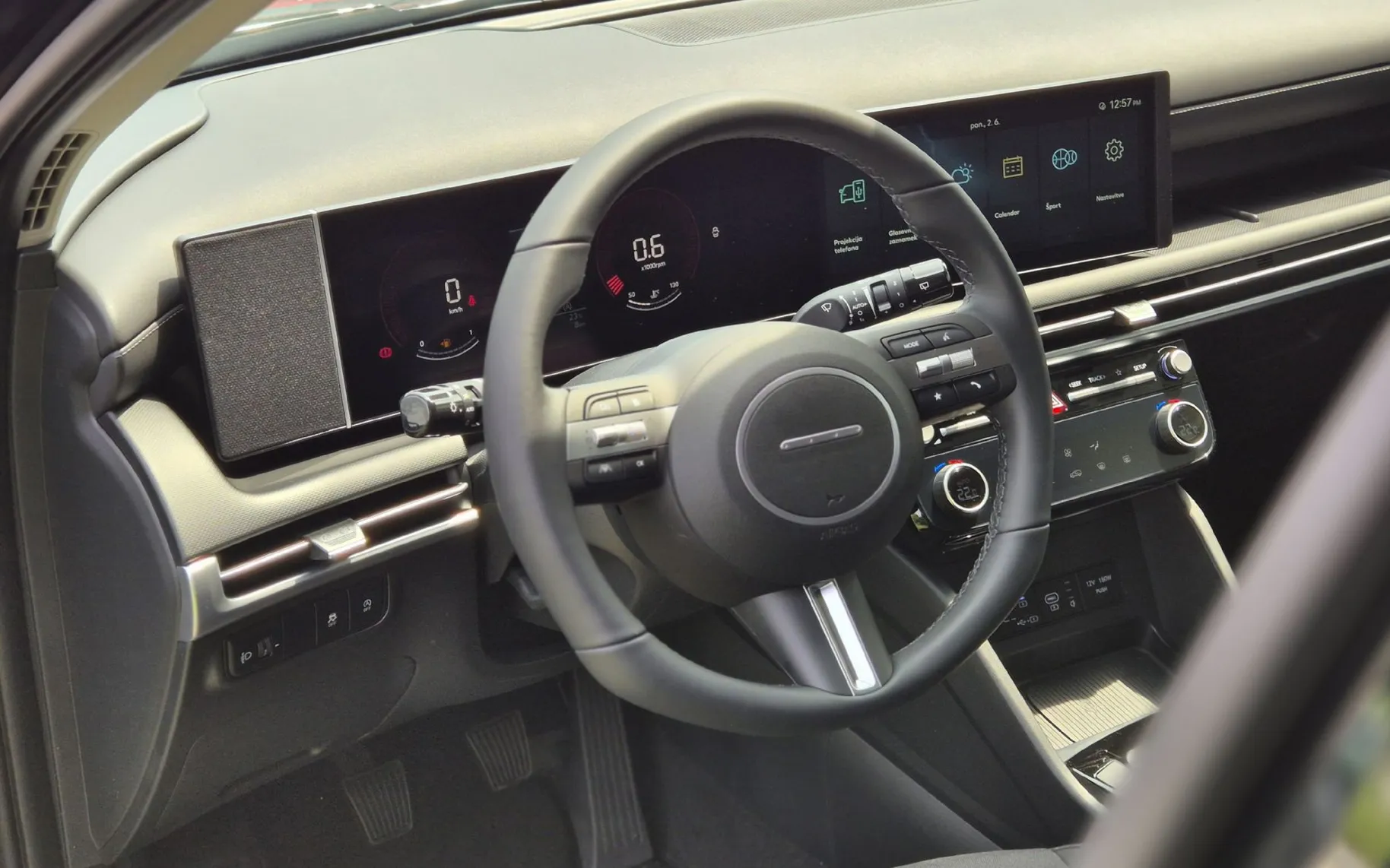 Zunanja slika - Hyundai Tucson - 1.6 T-GDI Style. rg - 1