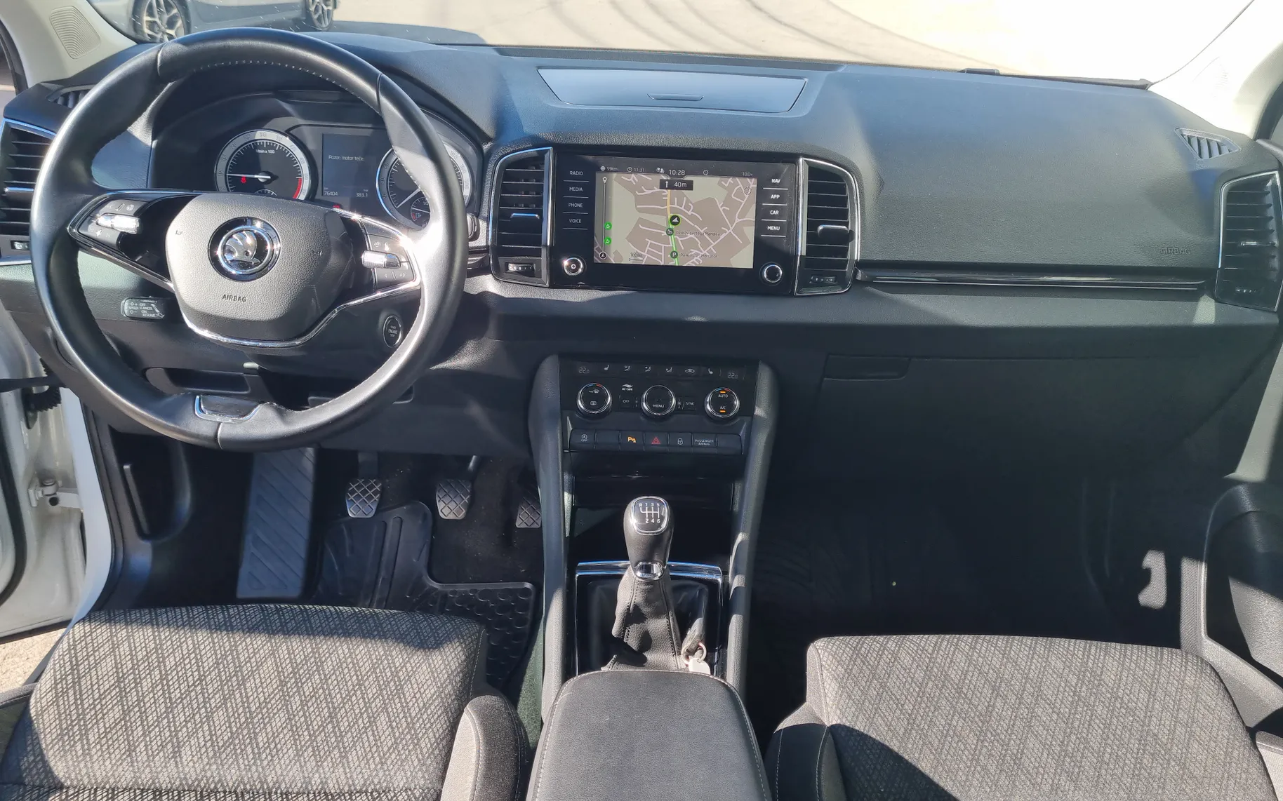 Zunanja slika - Škoda Karoq - 2.0 TDI Style SLO,76404 KM - 10