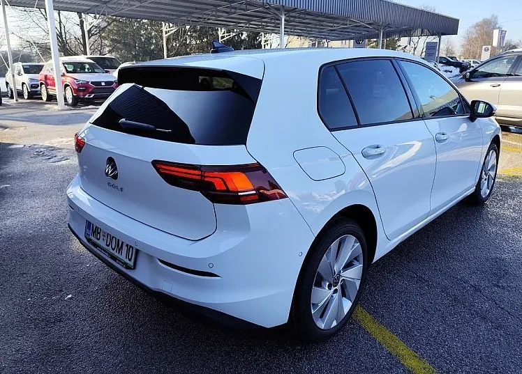 Zunanja slika - VW Golf - 1.5 TSI 4ALL 85  116 - 4