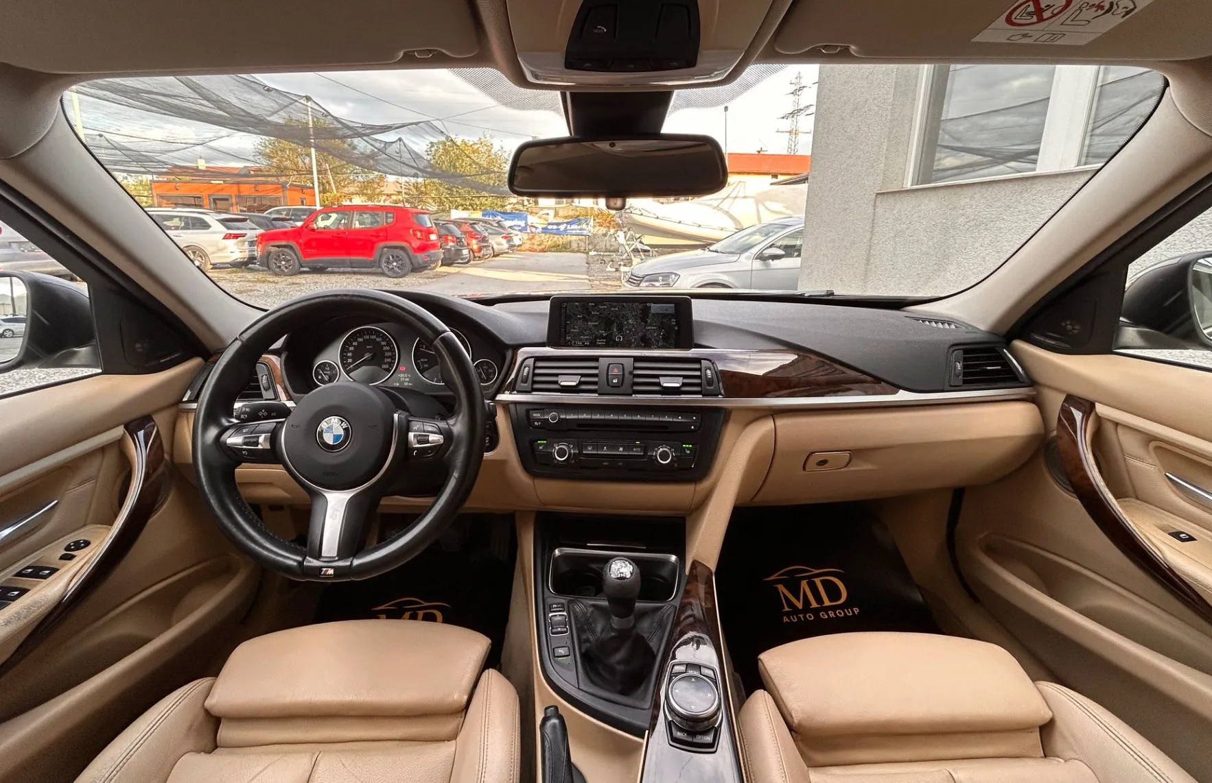 Zunanja slika - BMW Serija 3 - Touring: 318d Touring Sport Line-XSENON-NAVI-GRETJE SEDE - 9