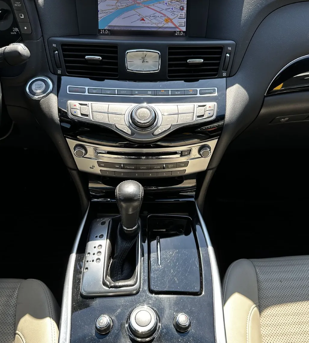 Zunanja slika - Infiniti Q70 - 2.2d Sport Tech Aut. - 13