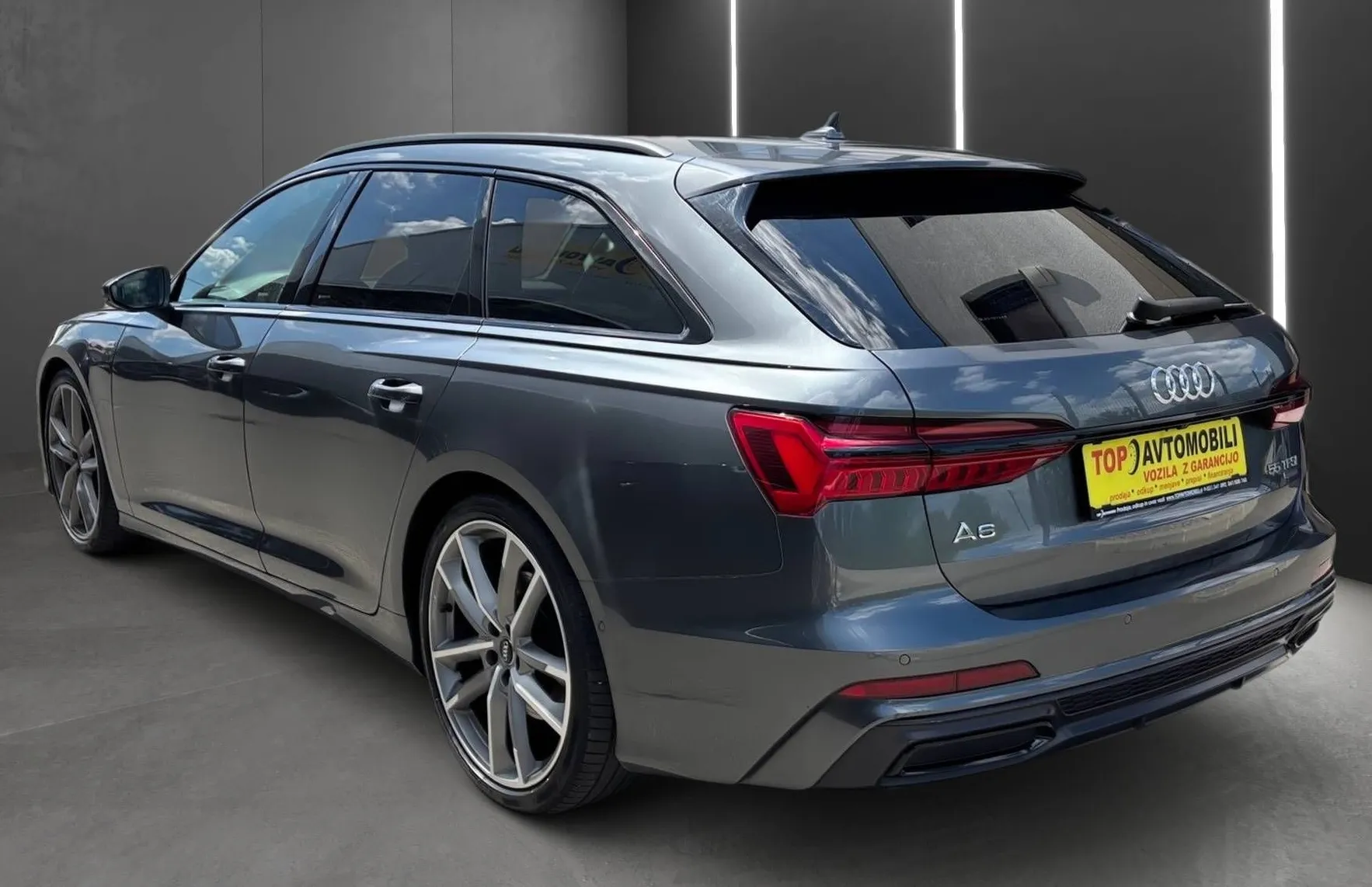 Zunanja slika - Audi A6 - Avant 55 TFSI Sport S tronic 3x S LINE  • MATRIX • top.. - 4