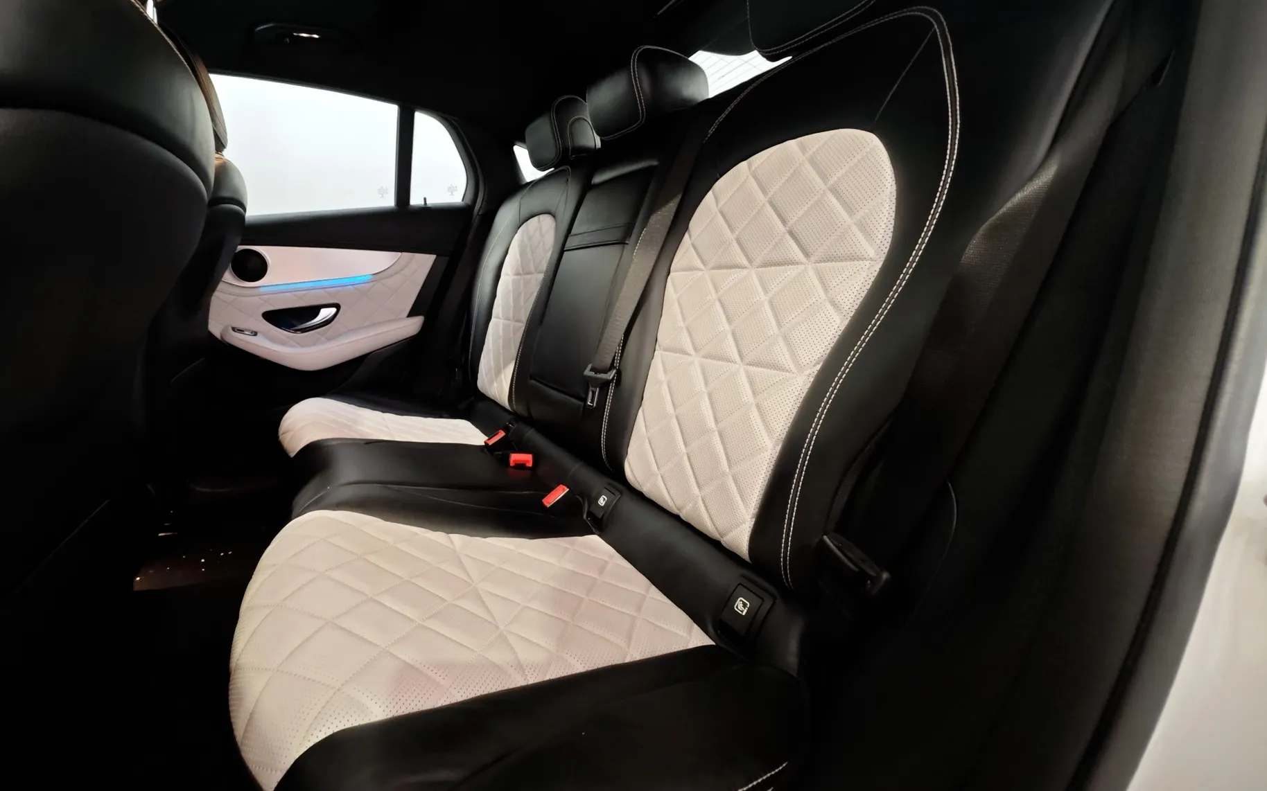 Zunanja slika - Mercedes-Benz GLC Coupe - GLC 250 d 4MATIC AMG NAVI 360KAM PANO LED TEMP - 19