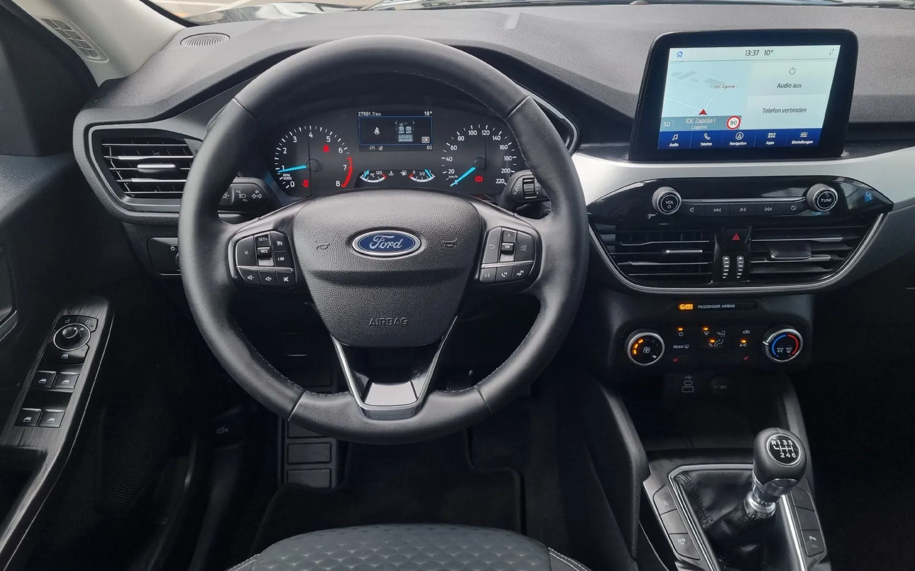 Zunanja slika - Ford Kuga - 1.5 EcoBoost - SAMO 27.891KM - NAVI-DAB-PDC-TEMP. - 9