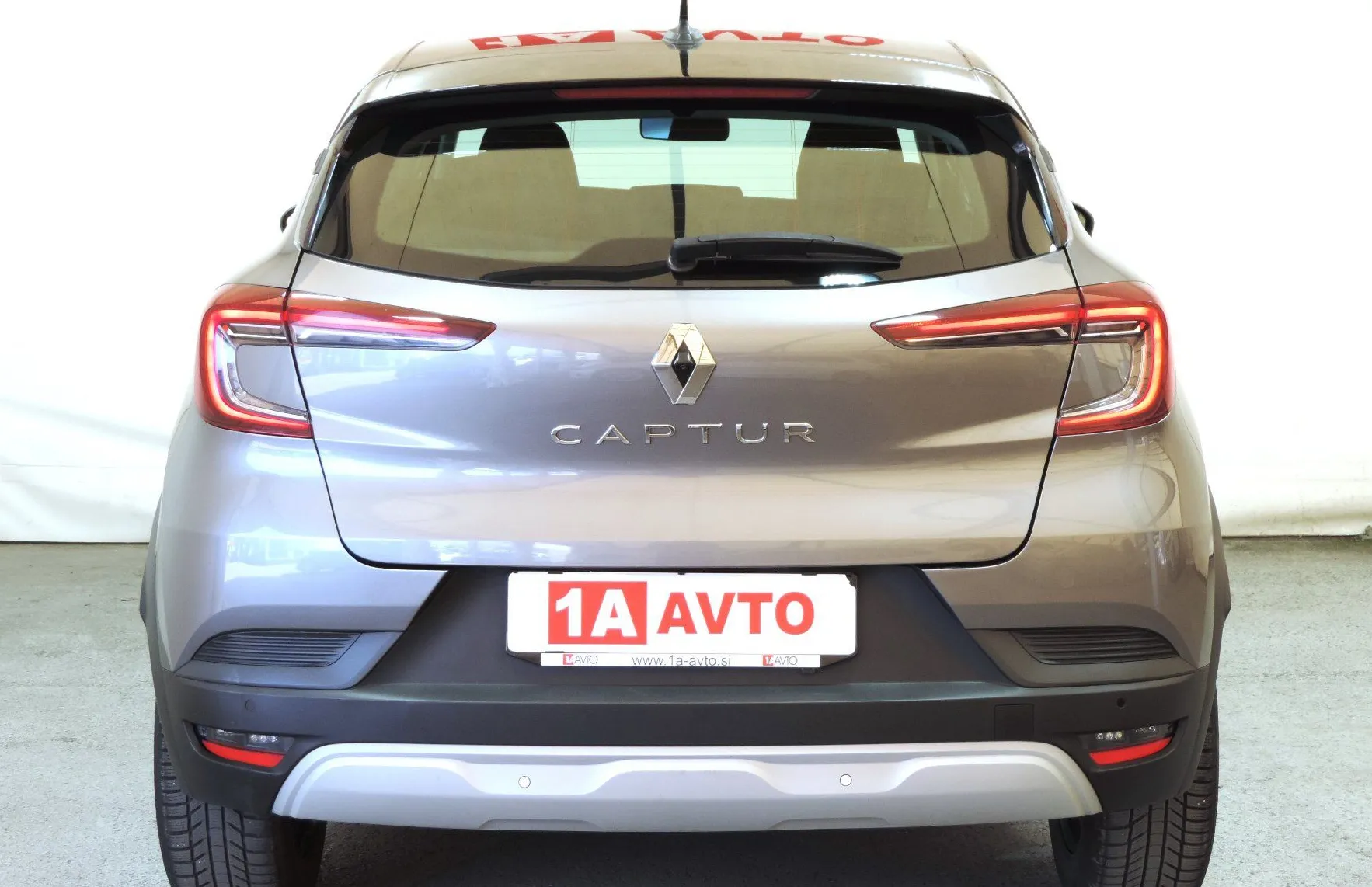 Zunanja slika - Renault Captur - TCe 90 NAVI-KAMERA - 6