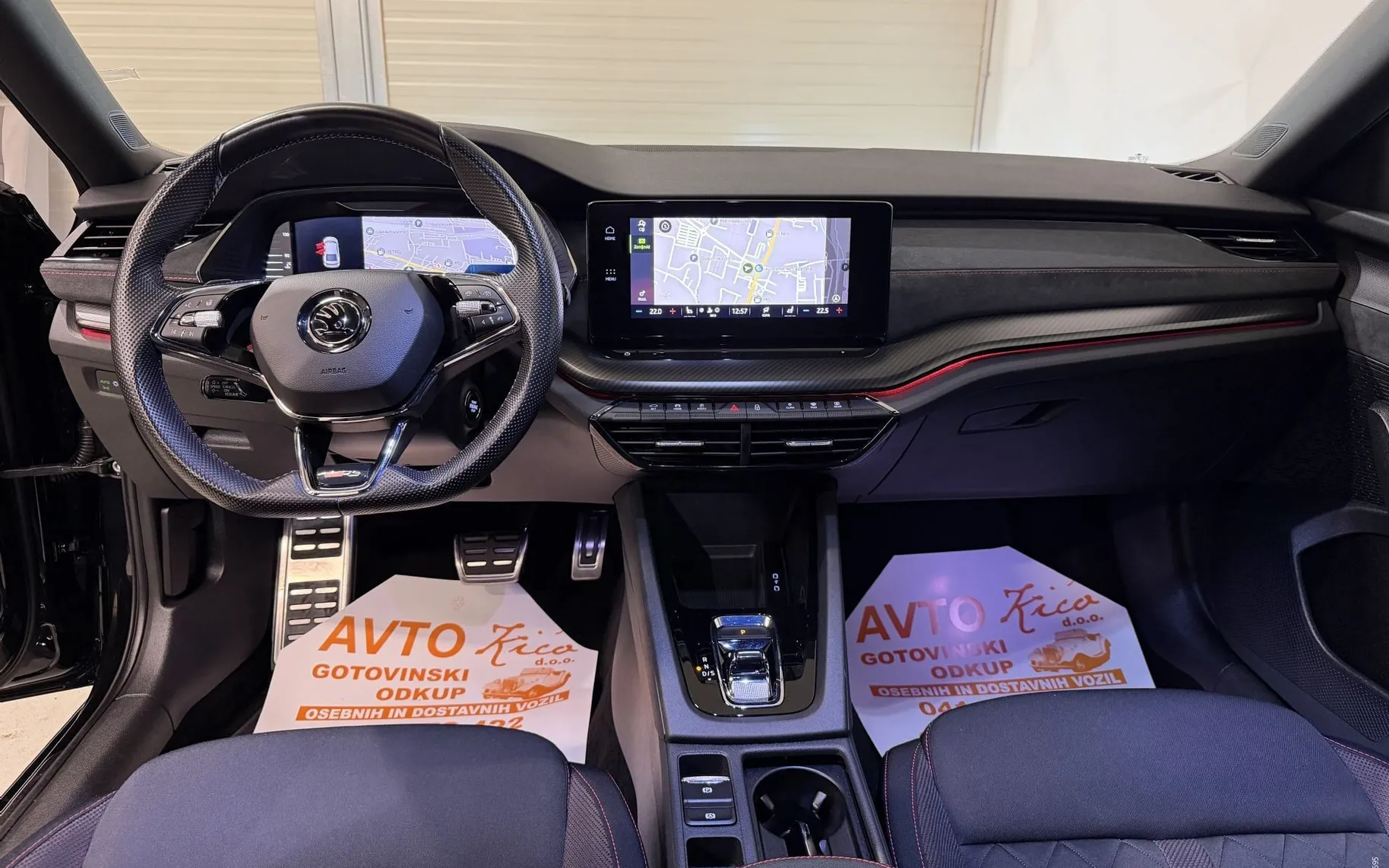 Notranja slika - Škoda Octavia - RS 2.0 TSI-VIRTUAL-FULL LED-ACC-KAMERA-NAVI-AVT-.. - 11
