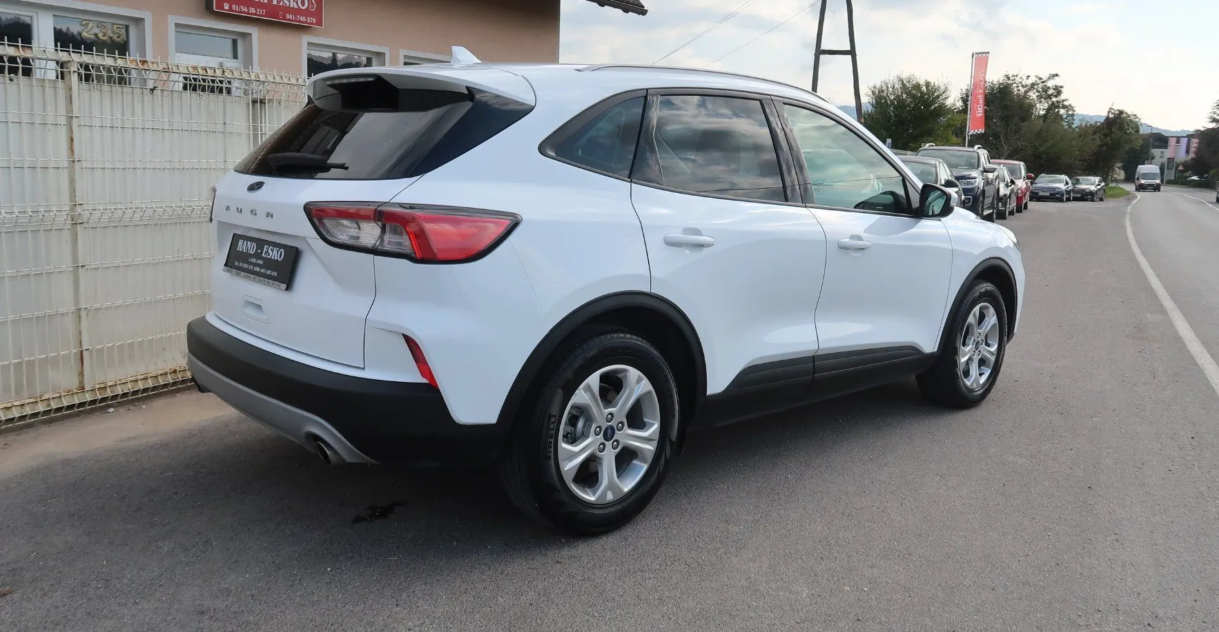 Zunanja slika - Ford Kuga - Business 1.5 EcoBlue 88kW Auto S S - 10