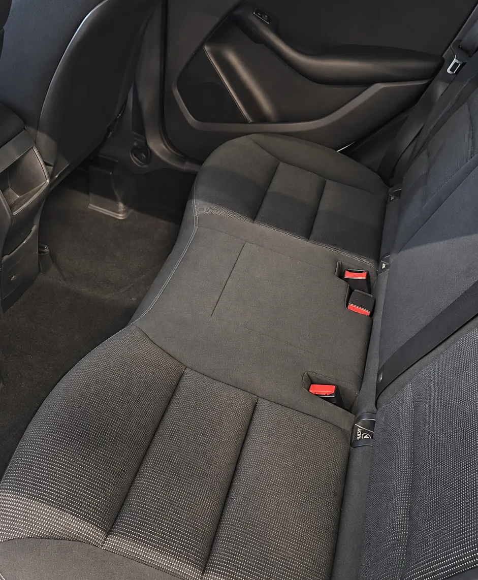 Notranja slika - Mercedes-Benz B-Razred - B 180 - 8