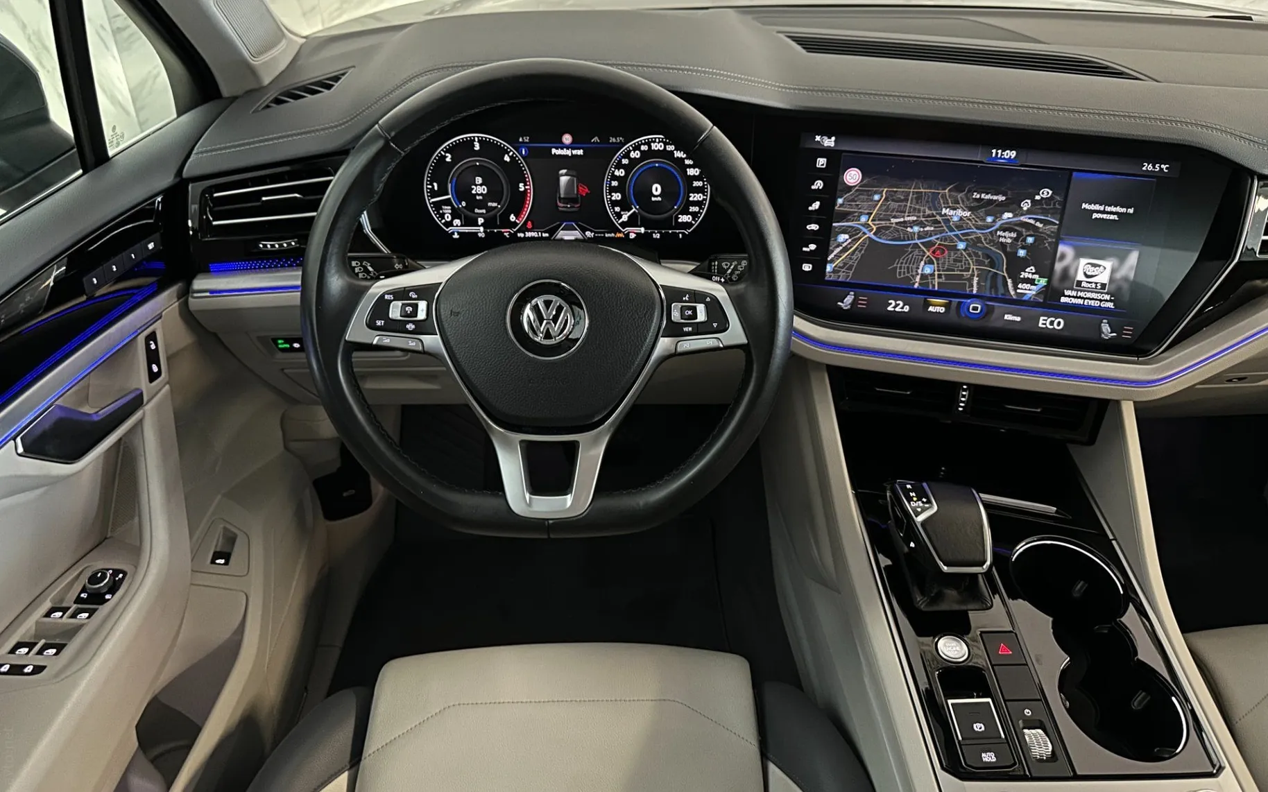 Notranja slika - Volkswagen Touareg - V6 TDI Elegance|4Motion|Zračno|ACC|Kamera|Memory| - 10
