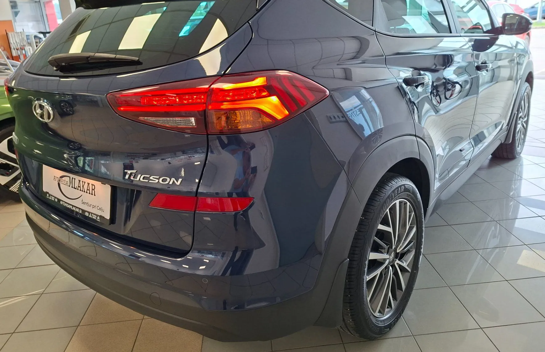 Zunanja slika - Hyundai Tucson - 1.6 GDI PREMIUM-SLO-1.LAST.-LED-NAVI-KAMERA- - 4