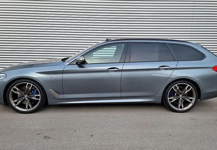 Zunanja slika - BMW Serija 5 - Touring: M550d-AUT-XD-PANORMA-USNJE-BOGATA OPREMA-ODLIČE - 2