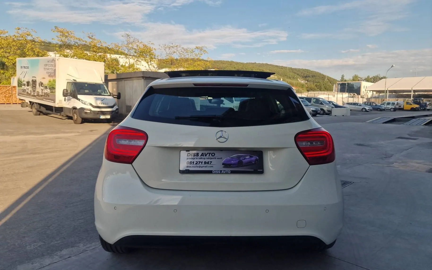 Notranja slika - Mercedes-Benz A-Razred - 180 LED-XENON PANORAMA NAVIG. ODLIČEN - 7