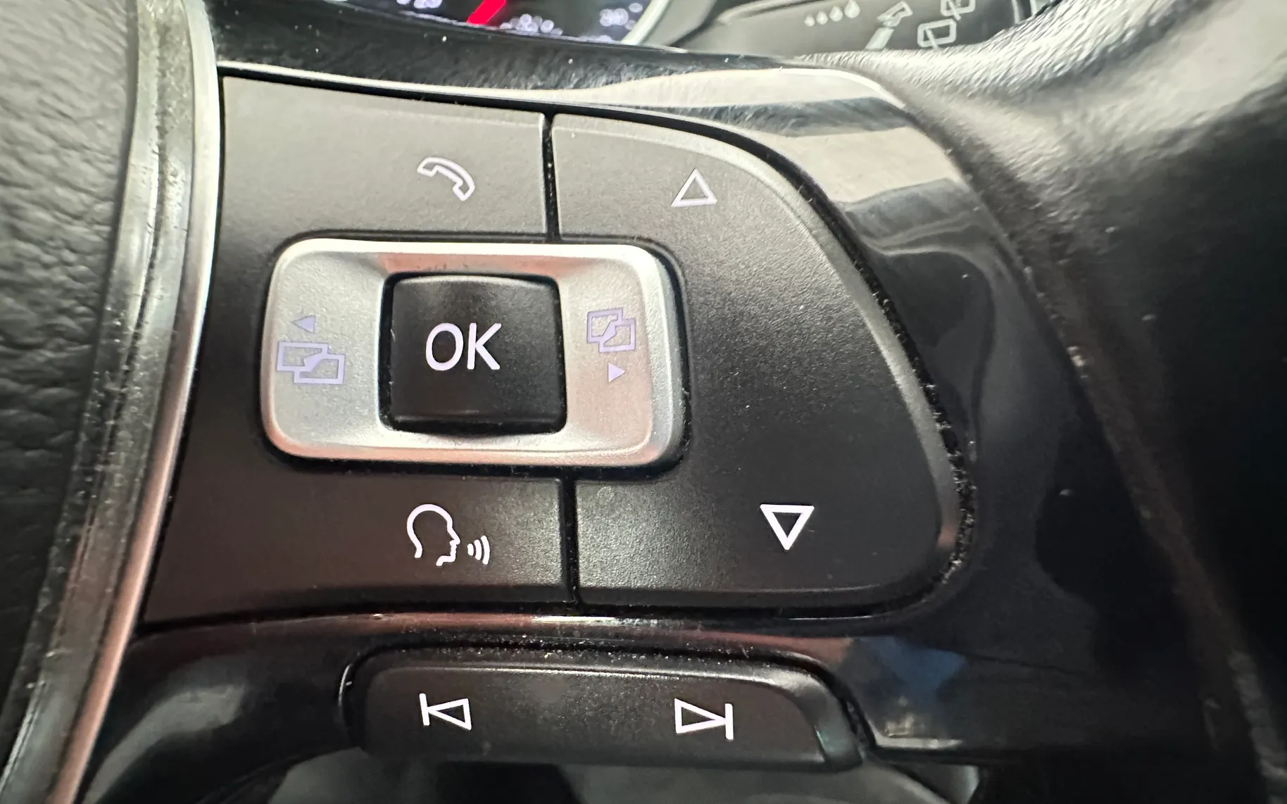 Zunanja slika - Volkswagen Tiguan - 2.0 TDI Comfortline.KAMERA.NAVI.SLOVENSKI+4 GUME - 15