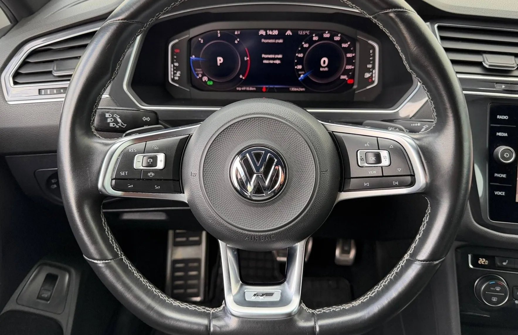Zunanja slika - VW Tiguan Allspace - 2.0 TDI 4MOTION avt. R-Line 147kW-SLO-1.lastnik - 9