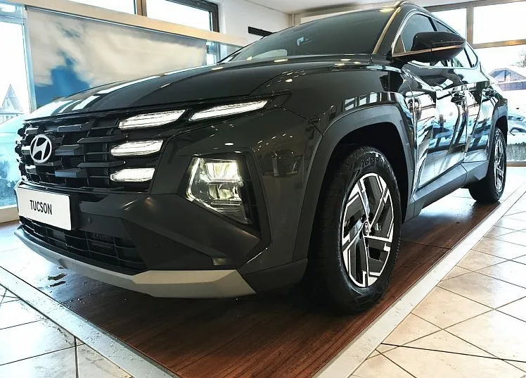 Zunanja slika - Hyundai Tucson - 1.6 T-GDI STYLE-WINTER-GRETJE SED-LED-KAMERA-VIDEO - 1