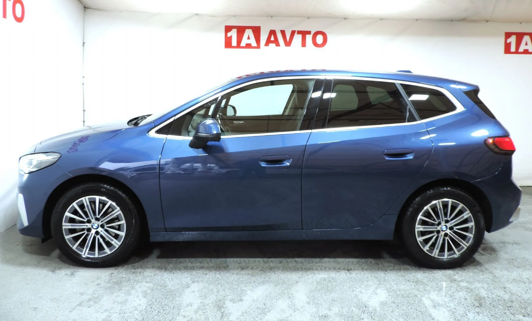 Zunanja slika - BMW Serija 2 - Active Tourer: 220i Active Tourer Luxury Avt. 360 KAMERE - 8