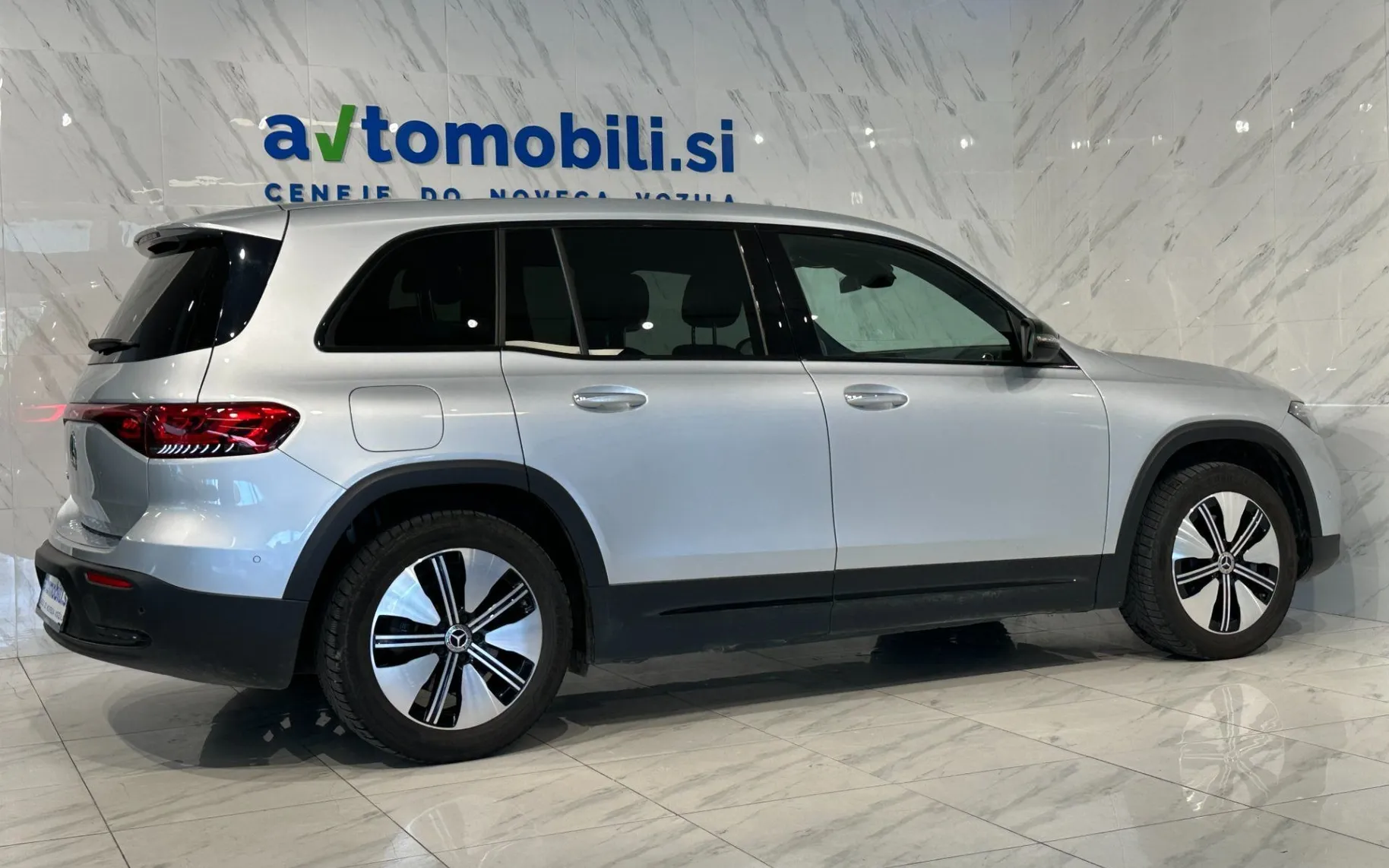 Zunanja slika - Mercedes-Benz EQB - 250+ |ACC|Kamera|Memory|Slo|Tov. Garancija do 20.. - 5