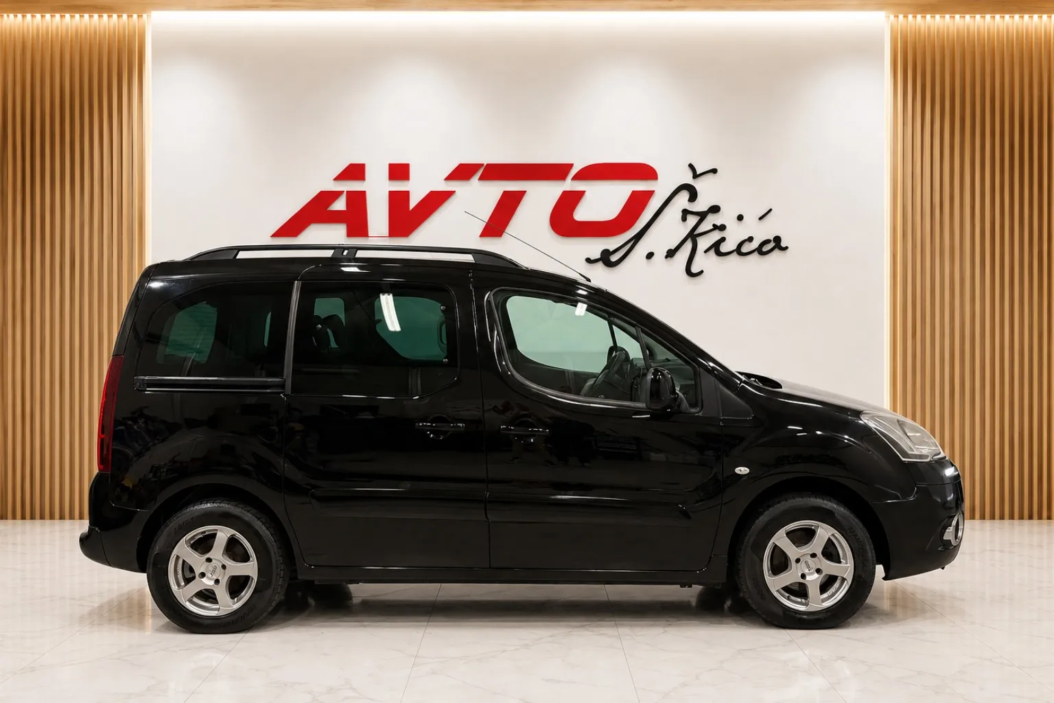 Zunanja slika - Citroën Berlingo - 1.6 HDI-2X-DRSNA VRATA-TEMPOMAT-L9D-PDC-SERVISNA - 4