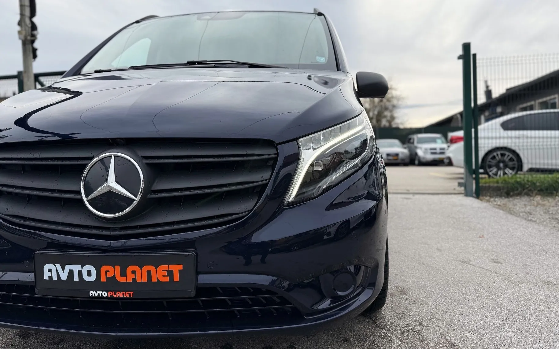 Zunanja slika - Mercedes-Benz Vito - Compact Mixto 114 CDI AUT. FULL LED NAVI 5 SED. - 9